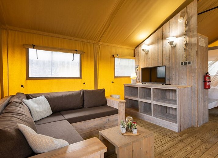 Guest house 4504559 - Tent house Noordzeekust - «Safaritent» 4