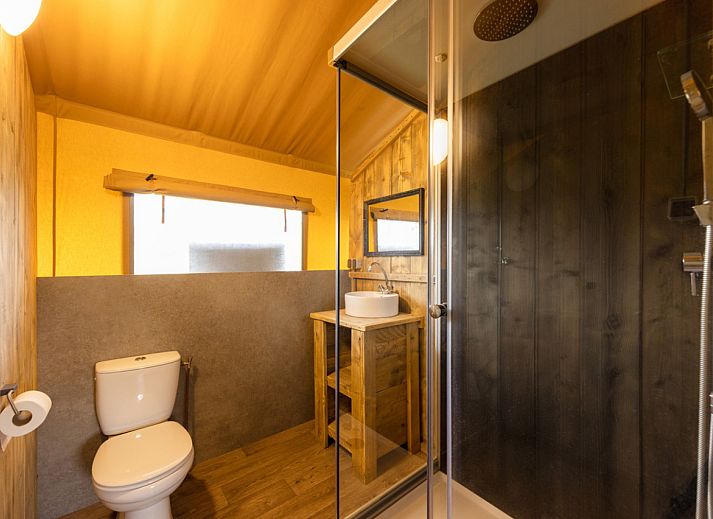 Guest house 4504560 - Tent house Noordzeekust - «Safaritent» 5K