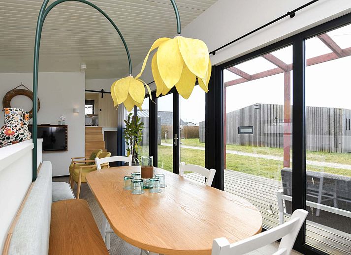 Vakantiehuis in Callantsoog met ruim terras en uitzicht op Noord-Hollandse kust.