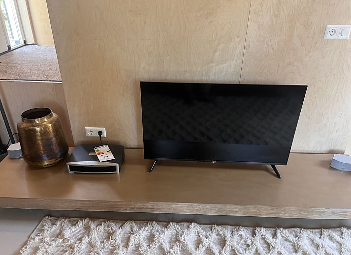 Moderne badkamer in vakantiehuis NH581 in Groet, Noordzeekust, Noord-Holland met stijlvol sanitair en eigentijdse afwerking.