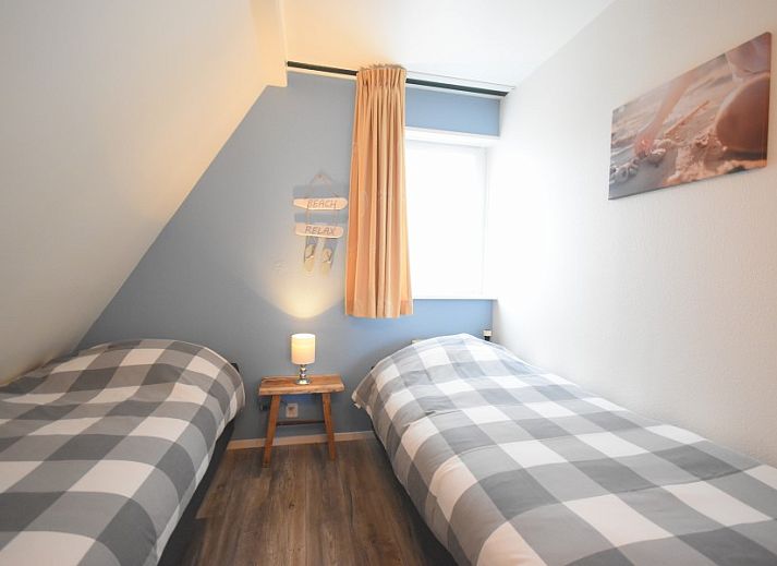 Plattegrond van 4-6 persoons vakantiehuis in Sint Maartenszee, Noordzeekust, met indeling van kamers.