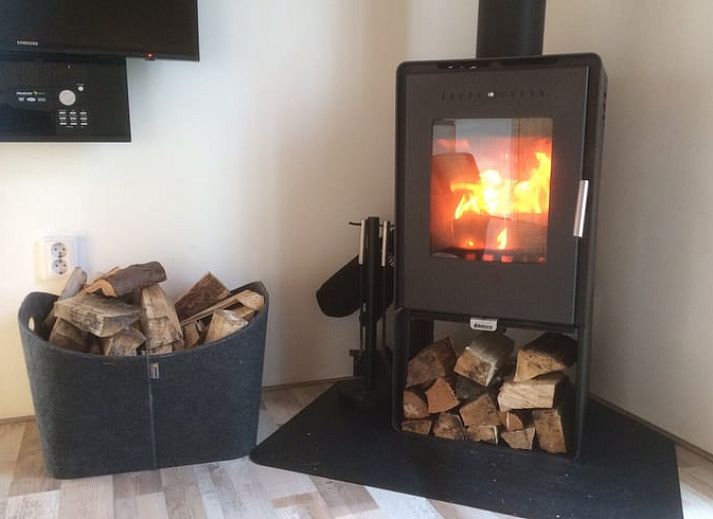 Rustige tuin bij Vakantiehuis in Egmond aan den Hoef, omgeven door natuur, Noordzeekust, Noord-Holland.