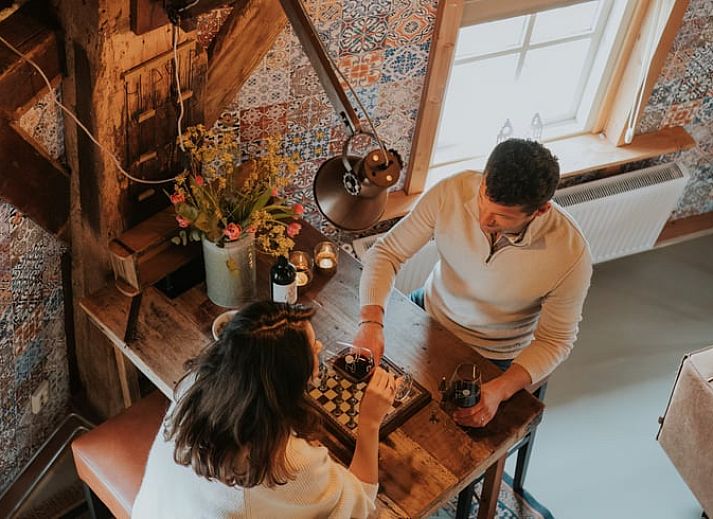 Moderne Kueche im Ferienhaus in Egmond aan den Hoef, Nordseekueste, Nordholland.