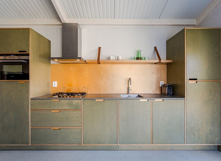 Guest house 452474 - Holiday property Noordzeekust - Lodge Pitstop 4