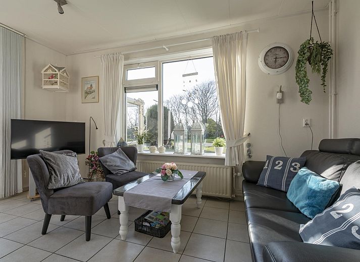 Duinroos Groote Keeten vakantiehuis met zonnige veranda in Groote Keeten, Noord-Holland.