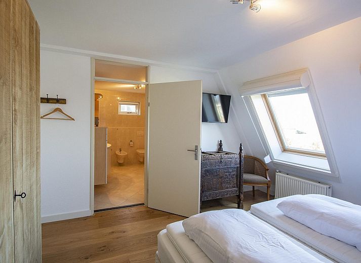 Guest house 452719 - Holiday property Noordzeekust - Duinerei C301/C302 | Sauna | 8 Pers