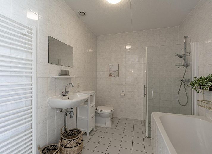 Guest house 452727 - Holiday property Noordzeekust - Duinerei B202