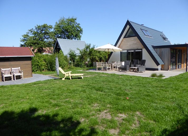 Sandepark 29 vakantiehuis met modern terras in Groote Keeten, Noordzeekust, Noord-Holland.