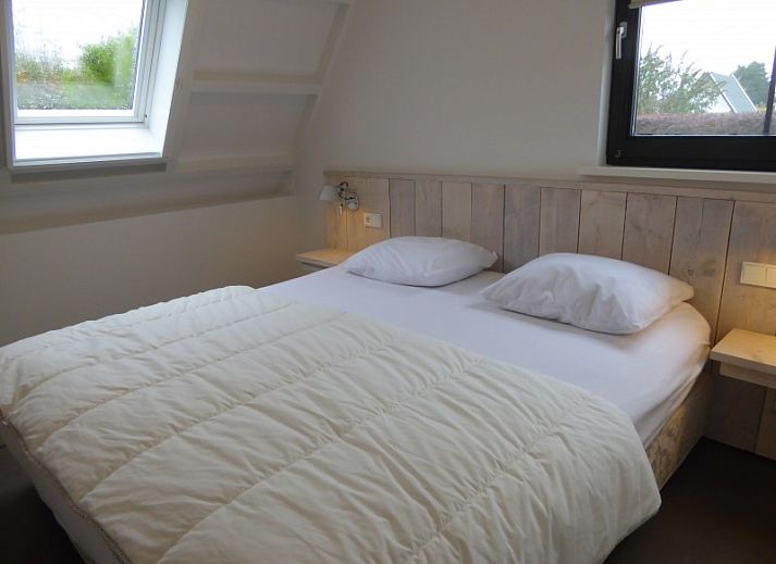 Ruime tuin bij Sandepark 29 vakantiehuis in Groote Keeten, Noordzeekust, Noord-Holland.