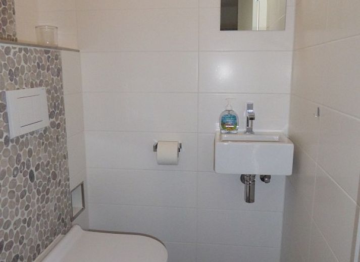 Ruime tuin bij Sandepark 29 vakantiehuis in Groote Keeten, Noordzeekust, Noord-Holland.