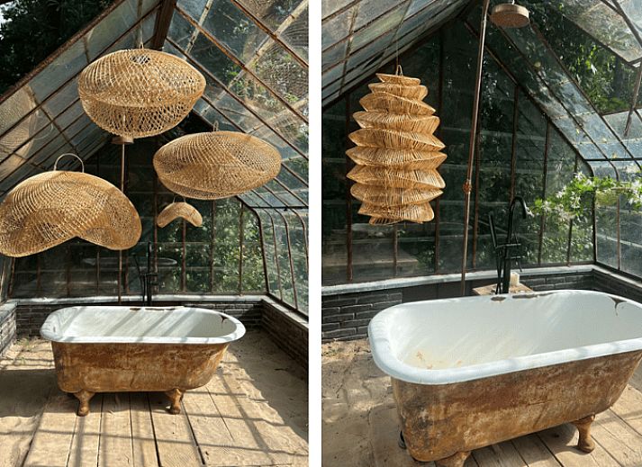 Unieke wellnesservaring bij Huisje in BERGEN, vakantiehuis in Bergen, Noordzeekust, met bad in een glazen kas.