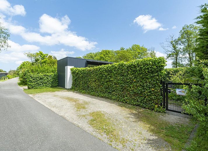 Guest house 453745 - Holiday property Noordzeekust - Strandhuis Uitwaayer