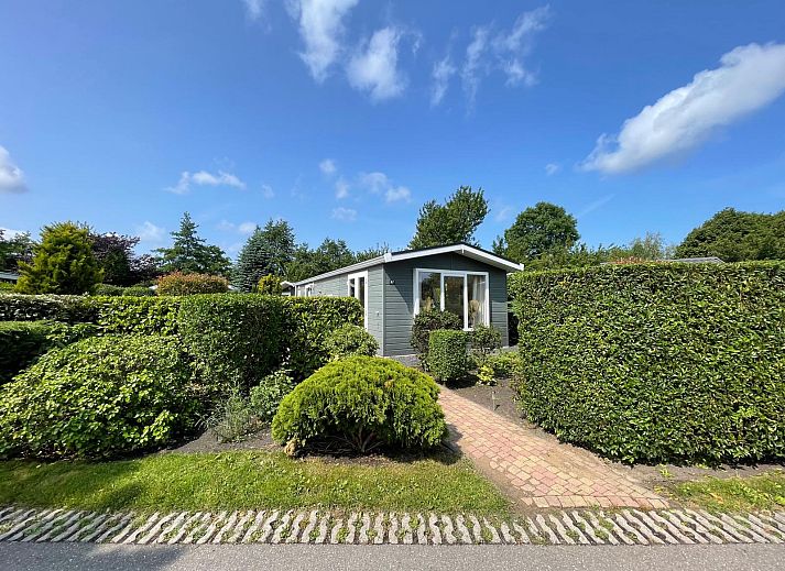 Guest house 453809 • Chalet Noordzeekust • Chalet in EuroParcs Buitenhuizen 
