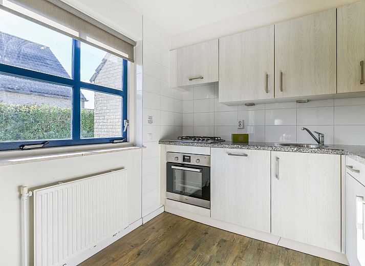 Gezellige entree van vrijstaande woning Julianadorp aan Zee, Noord-Holland