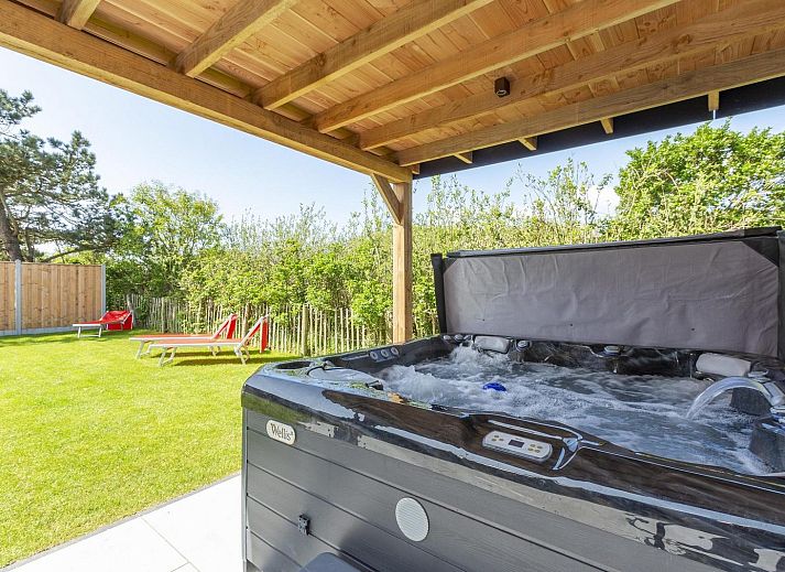 Verblijf 4540100 - Vakantiewoning Noordzeekust - Wellness Villa Lotje | Jacuzzi & Sauna | 6 Pers