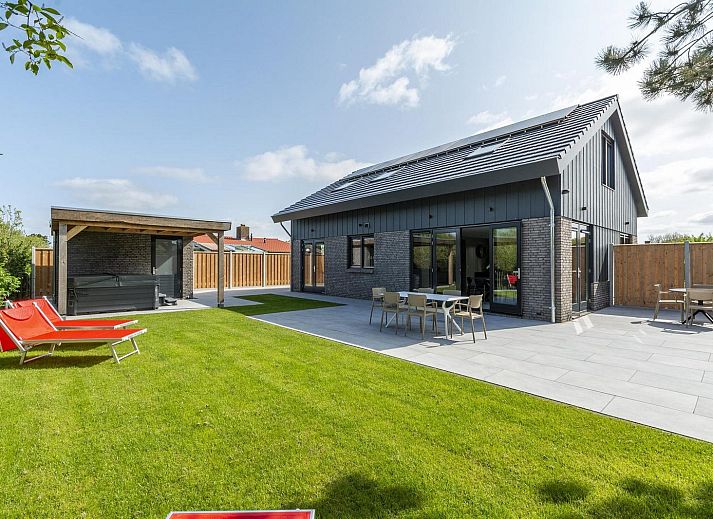 Verblijf 4540100 - Vakantiewoning Noordzeekust - Wellness Villa Lotje | Jacuzzi & Sauna | 6 Pers