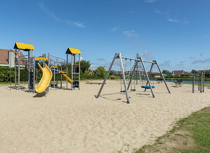 Unterkunft 4540106 - Ferienhaus Noordzeekust - Strandslag 223