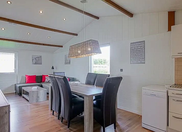 Verblijf 4540178 - Vakantiewoning Noordzeekust - Huis Oostenwind met ruime tuin