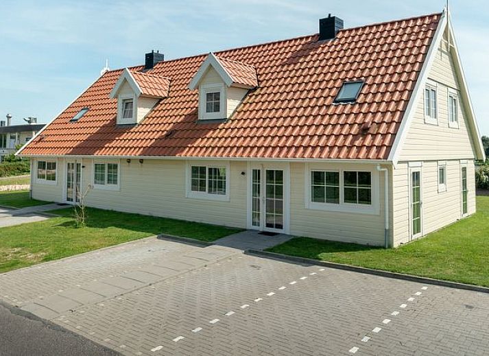 Verblijf 454020 • Bungalow Noordzeekust • Beach Resort Ooghduyne | 22-persoons villa | 22L