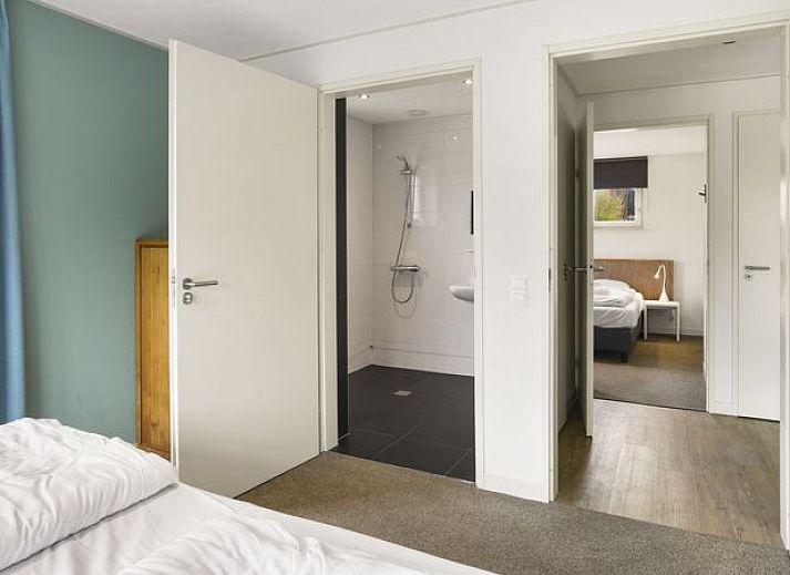Unterkunft 454020 - Bungalow Noordzeekust - Beach Resort Ooghduyne | 22-persoons villa | 22L