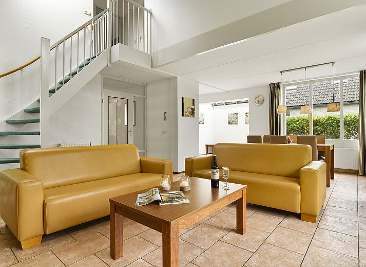 Guest house 454023 - Bungalow Noordzeekust - Beach Resort Ooghduyne | 6-persoons villa | 6D2