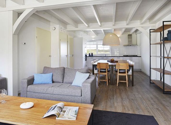 Guest house 454024 - Bungalow Noordzeekust - Beach Resort Ooghduyne | 12-persoons villa | 12C