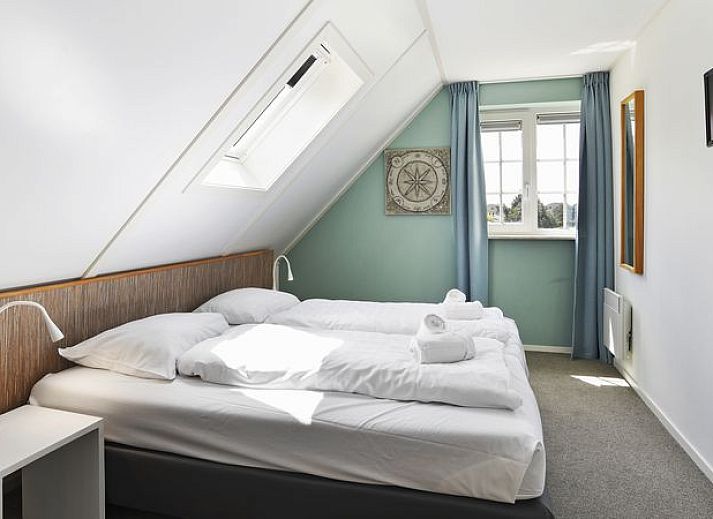 Guest house 454024 - Bungalow Noordzeekust - Beach Resort Ooghduyne | 12-persoons villa | 12C