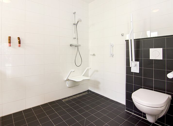 Unterkunft 454035 - Bungalow Noordzeekust - Beach Resort Ooghduyne | 6-persoons villa - Extra toegankeli