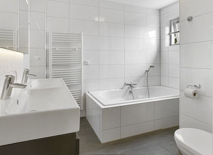 Unterkunft 454039 - Bungalow Noordzeekust - Beach Resort Ooghduyne | 8-persoons kindervilla | 8LK