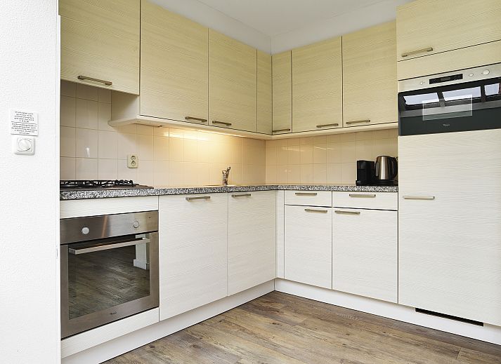 Unterkunft 454044 - Bungalow Noordzeekust - Beach Resort Ooghduyne | 6-persoons villa | 6L1