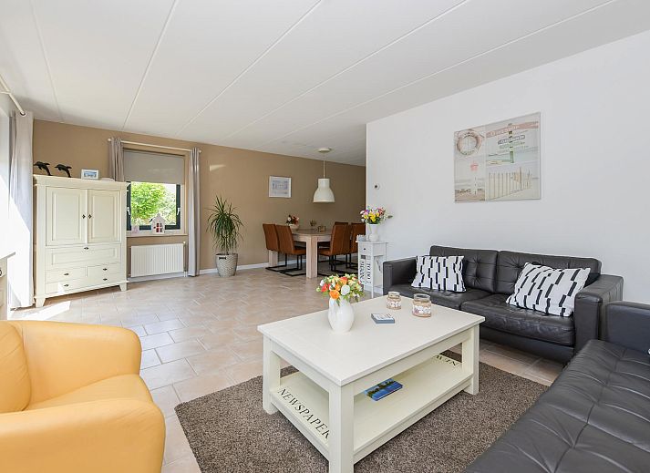 Gezellige tuin bij vakantiewoning in Julianadorp aan Zee, Noord-Holland.