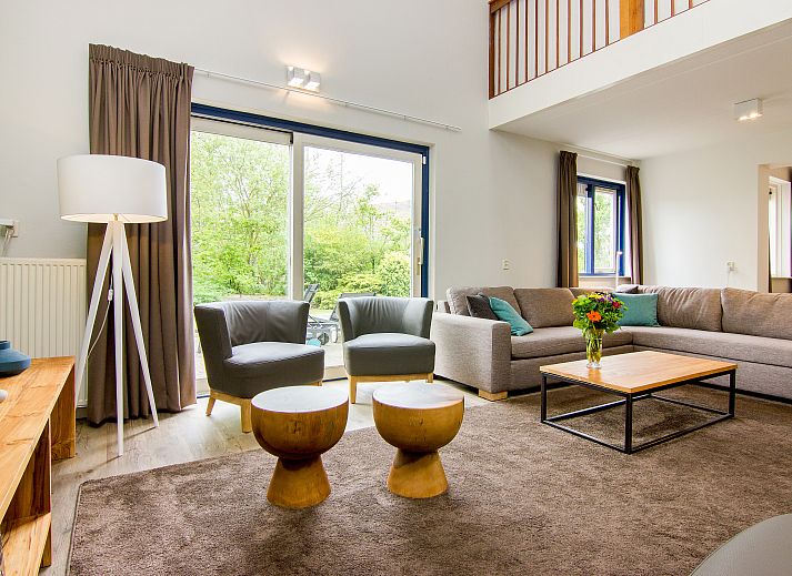 Guest house 454056 - Bungalow Noordzeekust - Beach Resort Ooghduyne | 10-persoons villa | 10FL