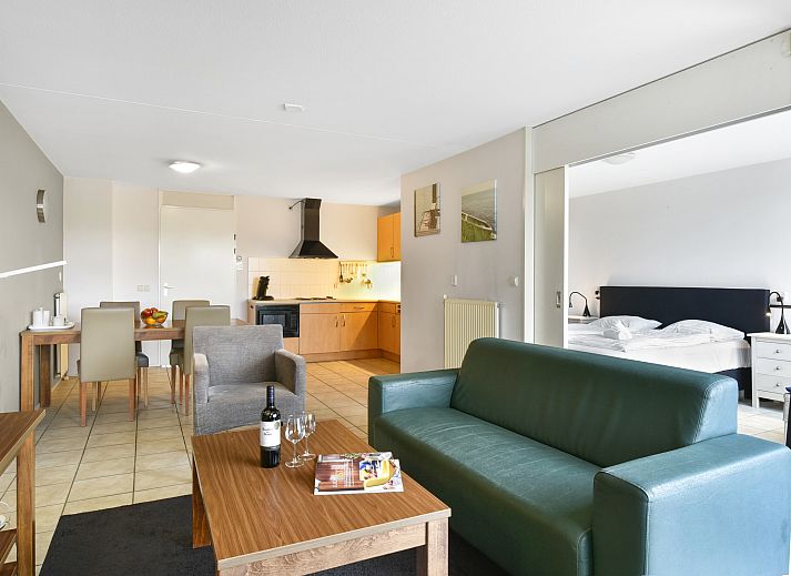 Guest house 454057 - Bungalow Noordzeekust - Beach Resort Ooghduyne | 4-persoons appartement | 4B1