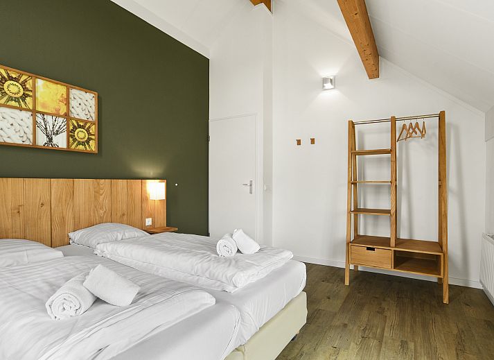 Unterkunft 454078 - Bungalow Noordzeekust - Beach Resort Ooghduyne | 8-persoons villa | 8L1