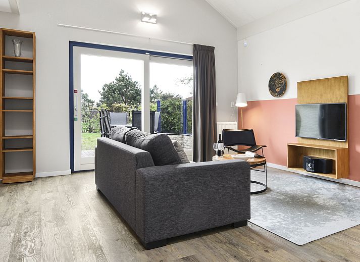 Guest house 454079 - Bungalow Noordzeekust - Beach Resort Ooghduyne | 6-persoons villa - Extra toegankeli