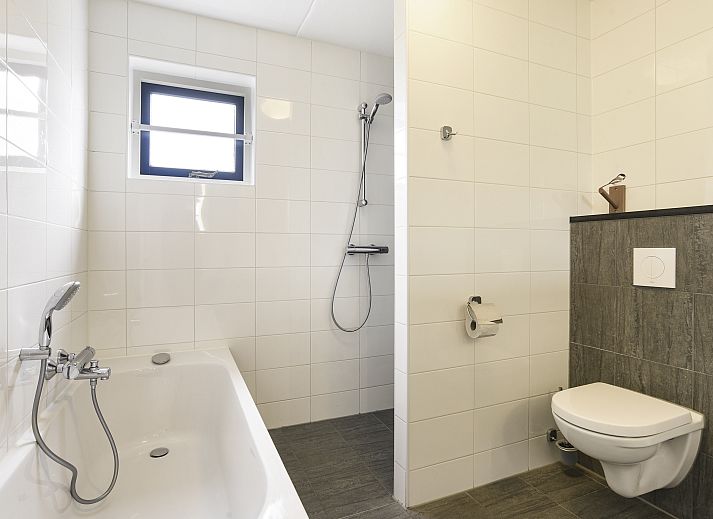 Verblijf 454080 - Bungalow Noordzeekust - Beach Resort Ooghduyne | 6-persoons kindervilla | 6LK