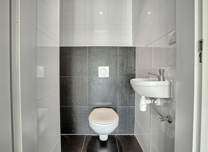 Verblijf 454083 - Bungalow Noordzeekust - Beach Resort Ooghduyne | 22-persoons villa | 22L