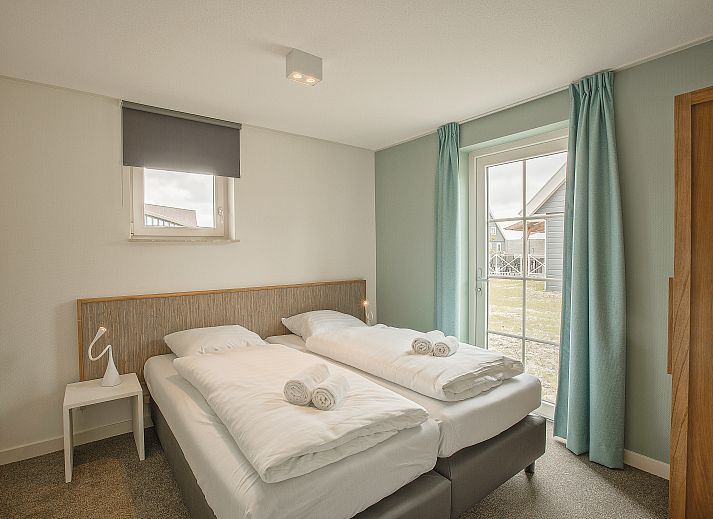 Verblijf 454083 - Bungalow Noordzeekust - Beach Resort Ooghduyne | 22-persoons villa | 22L