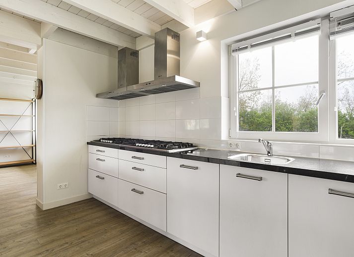 Verblijf 454083 - Bungalow Noordzeekust - Beach Resort Ooghduyne | 22-persoons villa | 22L