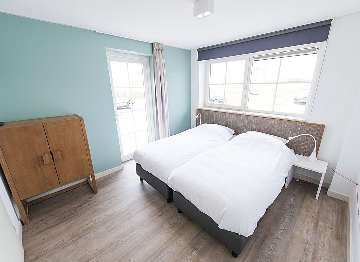 Guest house 454084 - Bungalow Noordzeekust - Beach Resort Ooghduyne | 10-persoons villa | 10L1