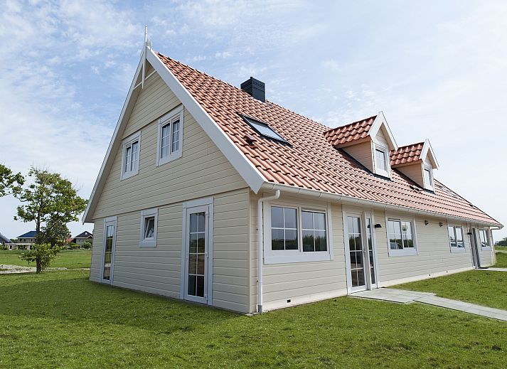 Guest house 454085 - Bungalow Noordzeekust - Beach Resort Ooghduyne | 12-persoons villa | 12C