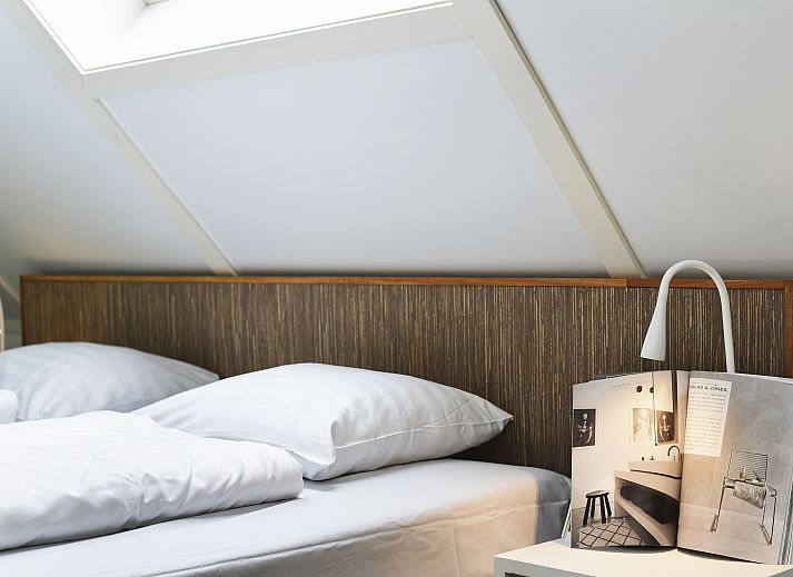 Guest house 454085 - Bungalow Noordzeekust - Beach Resort Ooghduyne | 12-persoons villa | 12C