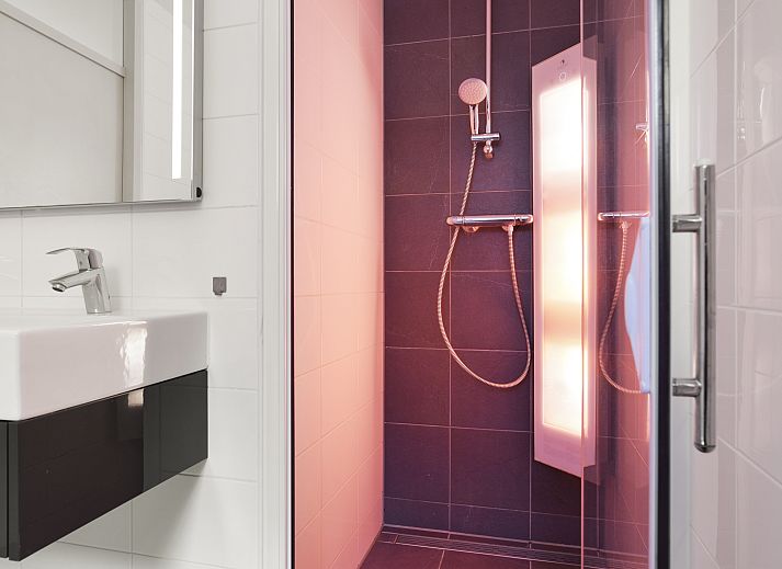 Verblijf 454086 - Bungalow Noordzeekust - Beach Resort Ooghduyne | 4-persoons villa | 4L1