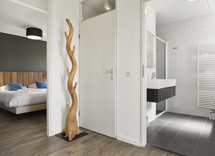 Verblijf 454086 - Bungalow Noordzeekust - Beach Resort Ooghduyne | 4-persoons villa | 4L1