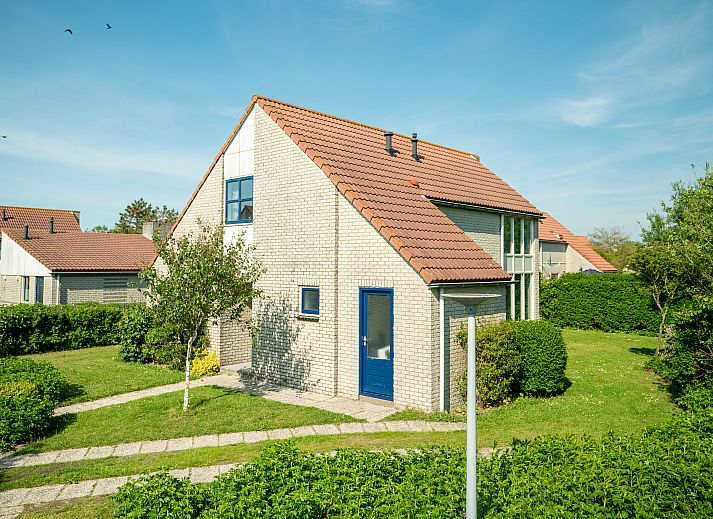 Guest house 454087 - Bungalow Noordzeekust - Beach Resort Ooghduyne | 6-persoons villa | 6C2