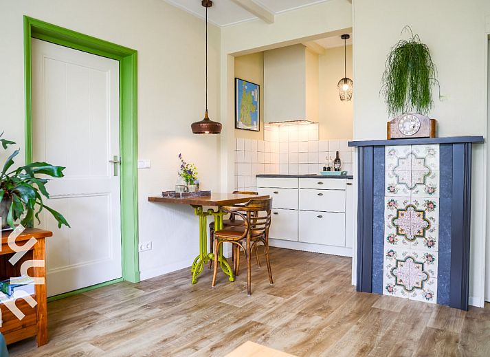 NH093 Ferienhaus in Warmenhuizen mit gemuetlichem Garten an der Nordseekueste, Nordholland.