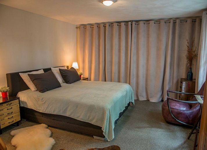 Casa Allegria in Bergen, Noord-Holland, vakantiehuis met weelderige tuin en groene omgeving aan de Noordzeekust.