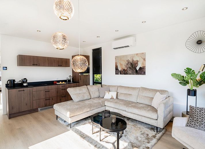 Guest house 456105 - Holiday property Noordzeekust - Villa Bloomingdale Luxe