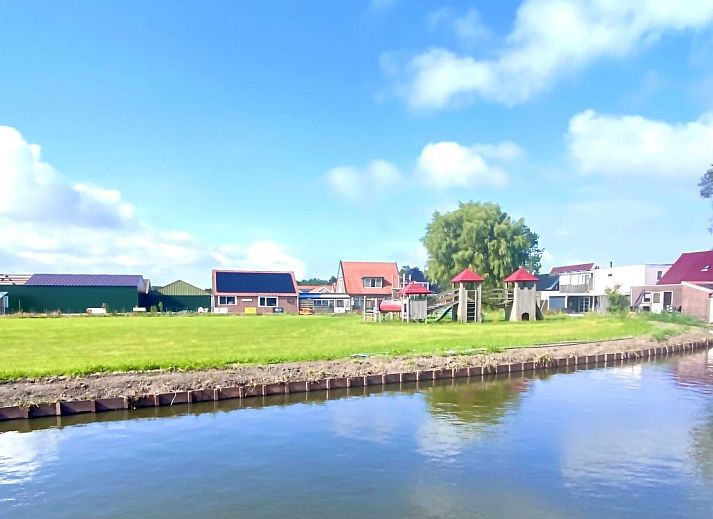 Unterkunft 460120 - Ferienhaus IJsselmeerkust - Vakantiehuis Ela mit Holzgrill, Garten und Terrasse