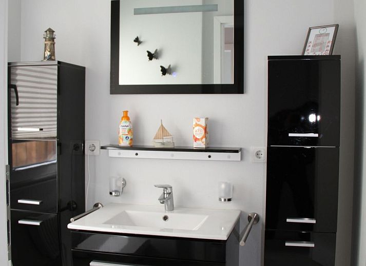 Unterkunft 460134 - Ferienhaus IJsselmeerkust - Vakantiehuis Schönes Ferienhaus in Wervershoof mit Garten, 